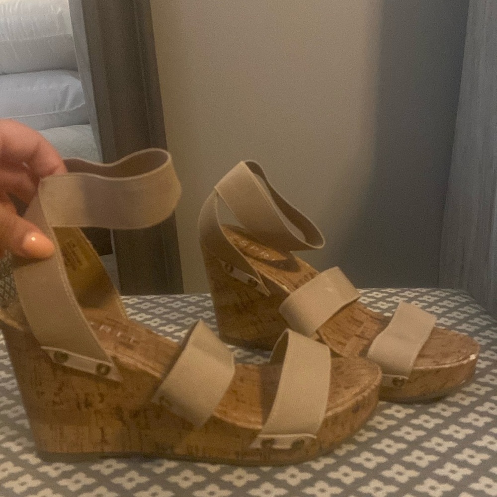 Esprit wedge! Size 6.5